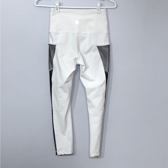 90 degrees by REFLEX | Women’s White Black High Rise Athletic Mesh Leggings - Picture 2 of 9
